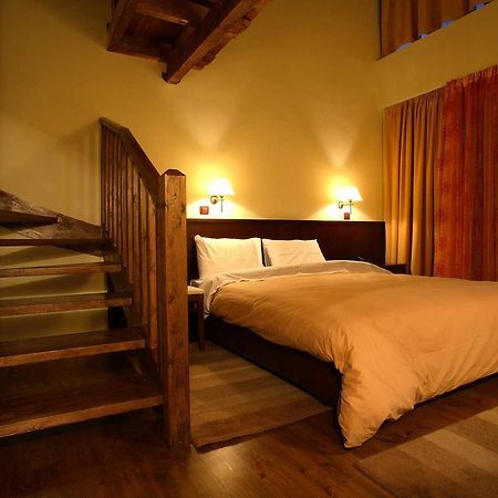 Olvios Hotel Goura Esterno foto