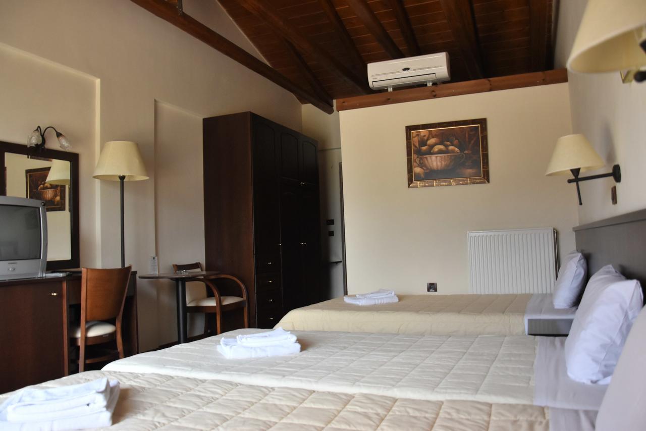 Olvios Hotel Goura Esterno foto