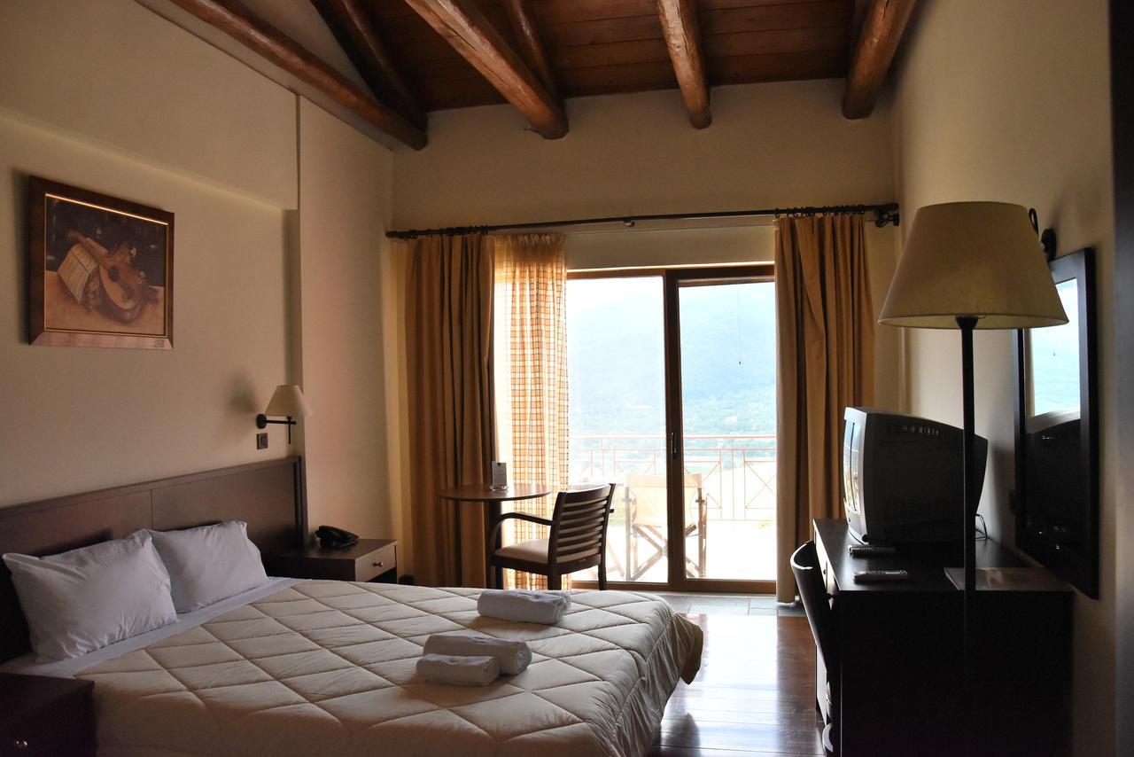 Olvios Hotel Goura Esterno foto
