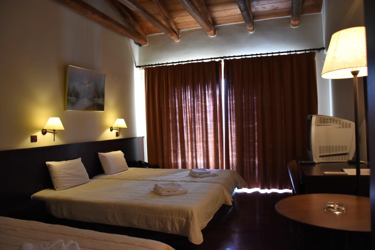 Olvios Hotel Goura Esterno foto
