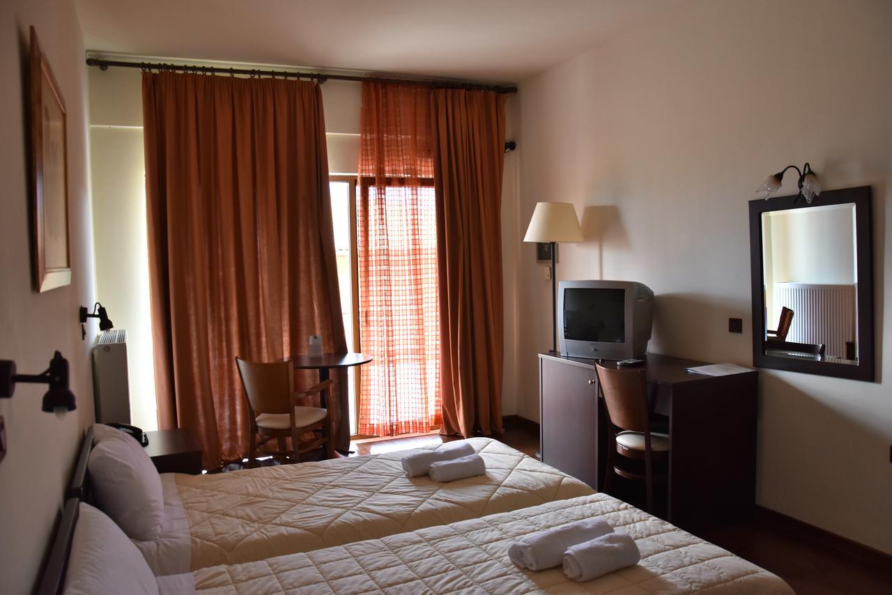 Olvios Hotel Goura Esterno foto