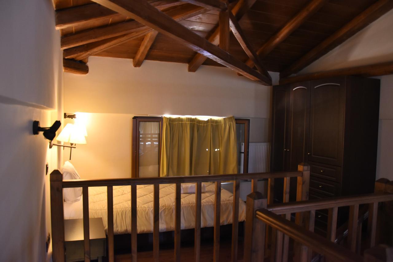 Olvios Hotel Goura Esterno foto