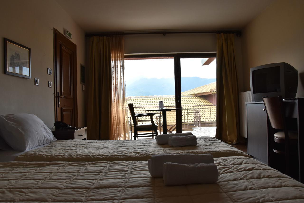 Olvios Hotel Goura Esterno foto