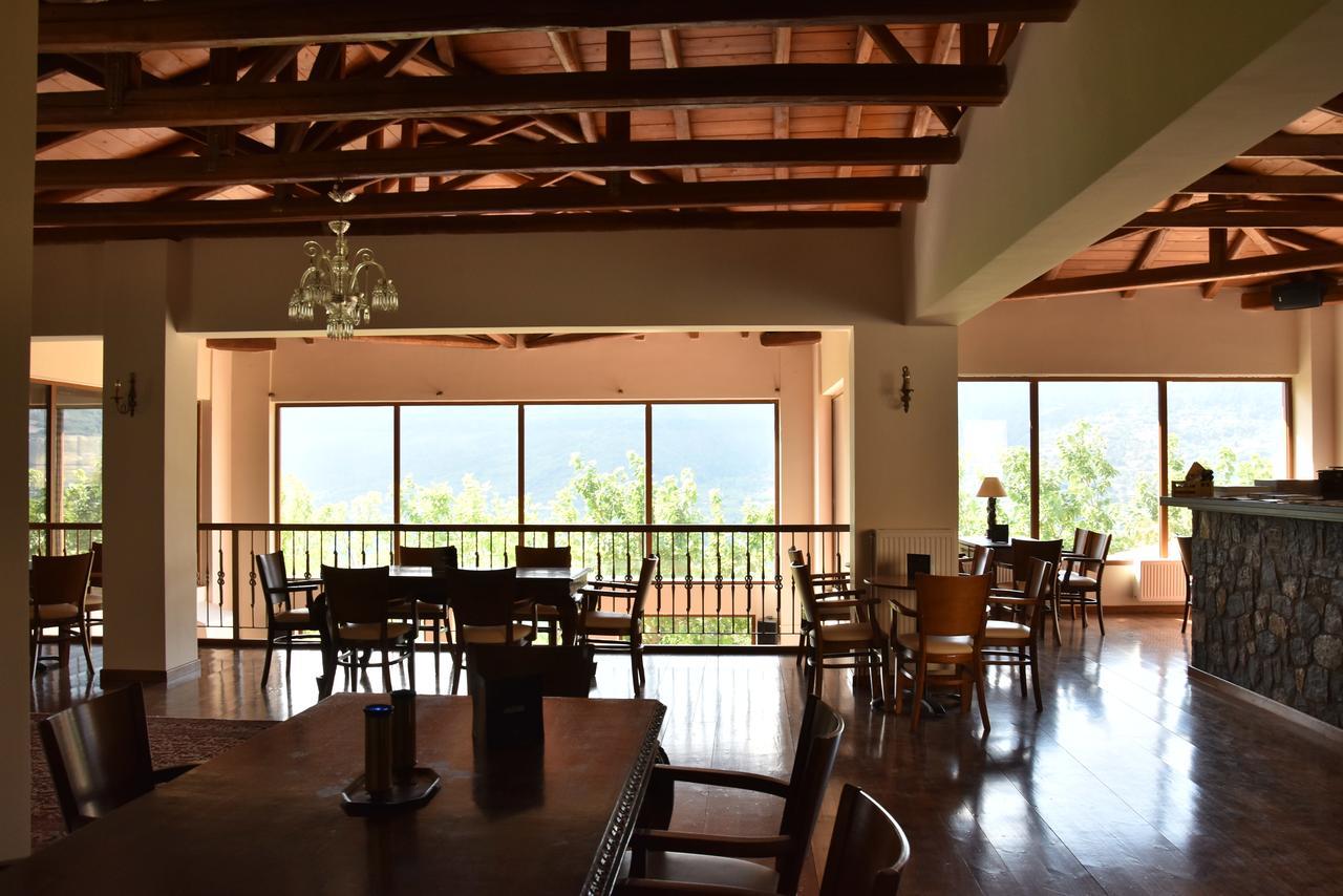 Olvios Hotel Goura Esterno foto