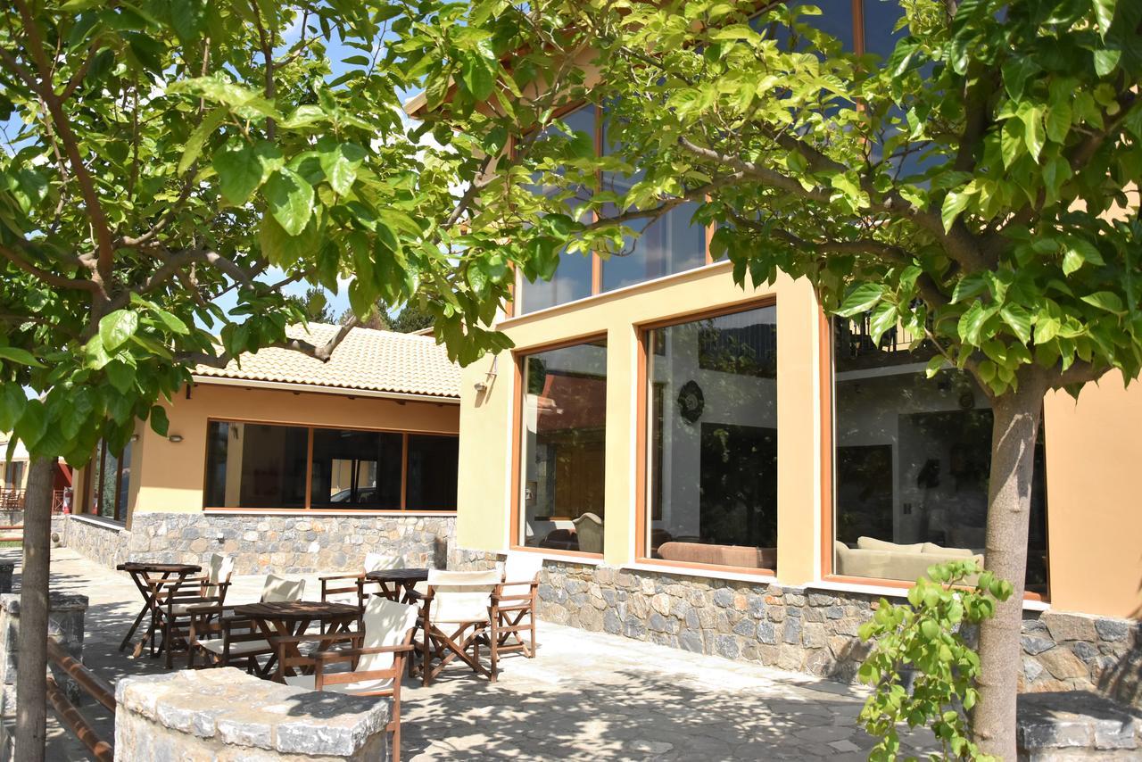 Olvios Hotel Goura Esterno foto
